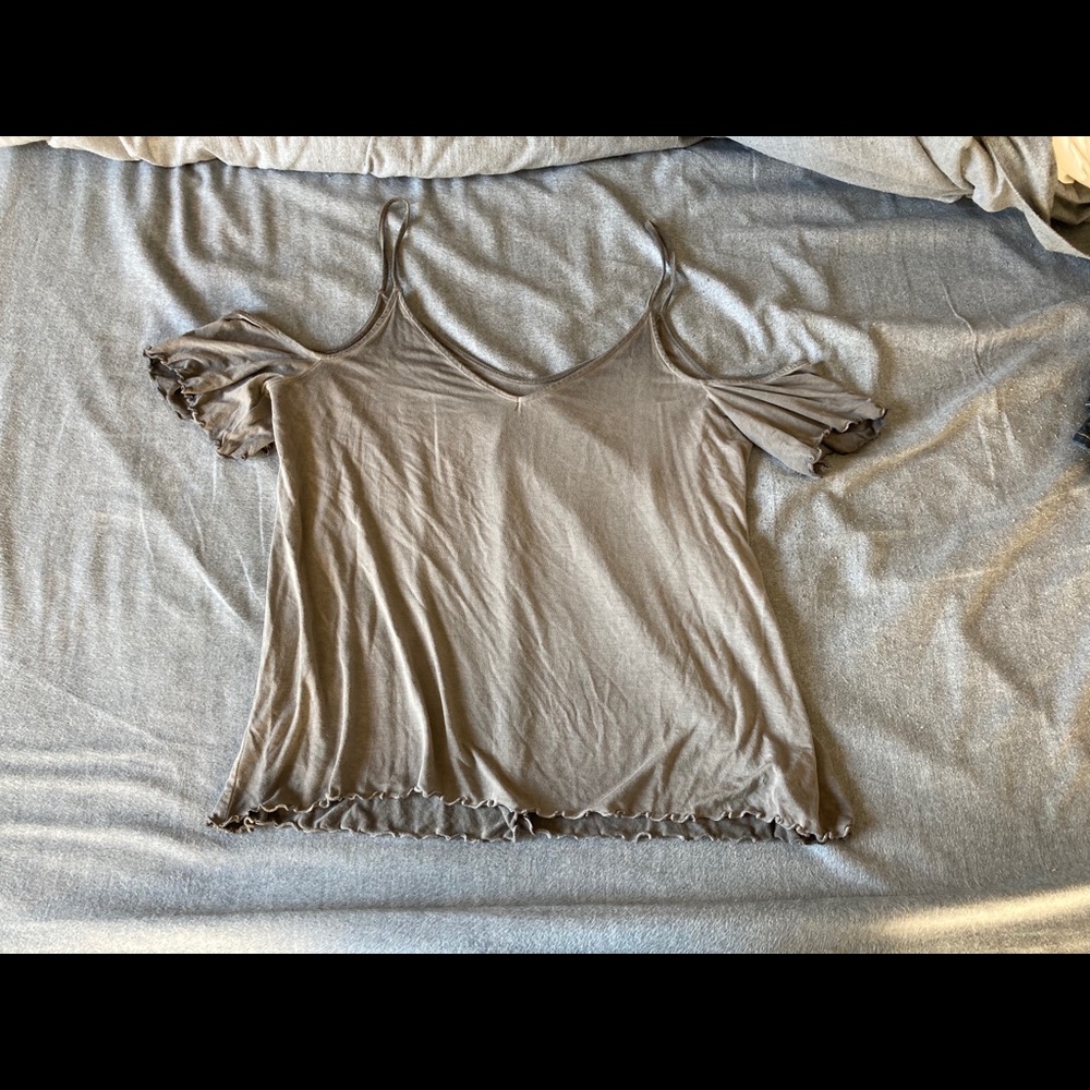 American Eagle Outfitters Soft & Sexy tee sz L